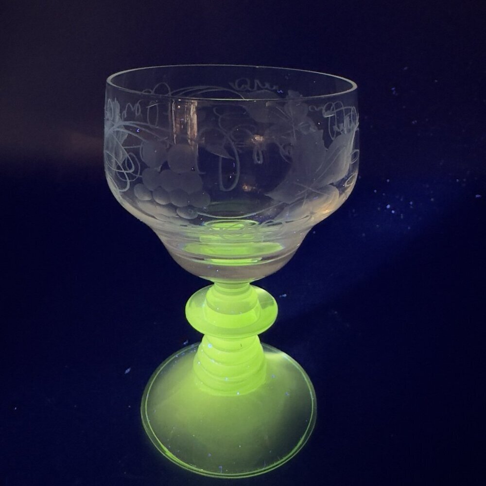Vintage German Roemer Goblet Etched Beehive Manganese 365nm Green UV Glow Cup